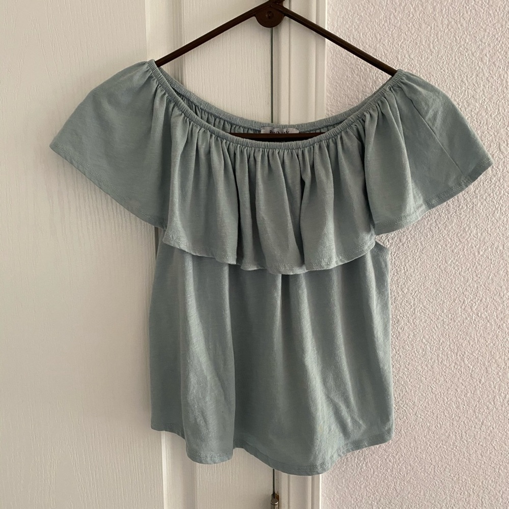 Super Cute Off-Shoulder Top